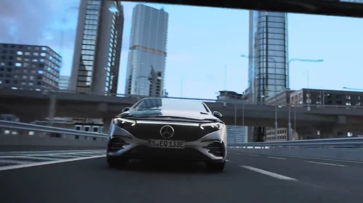 Mercedes EQS: il video ufficiale