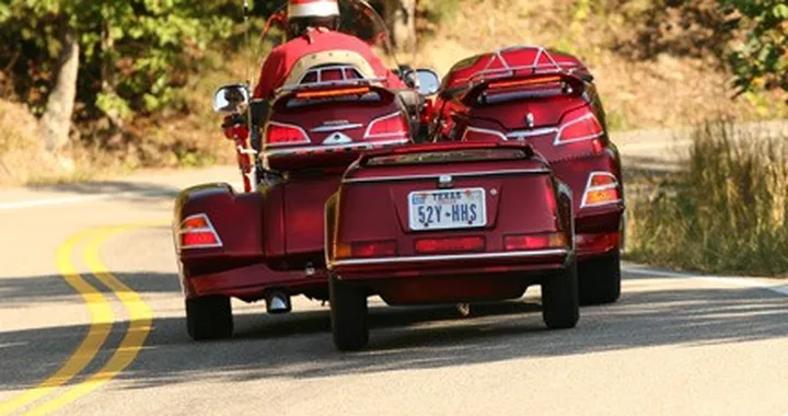 Foto del giorno: una goldwing da trasloco