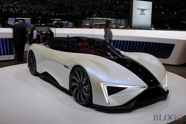 Techrules Ren: l'hypercar elettrica a turbina al Salone di Ginevra 2017 Live