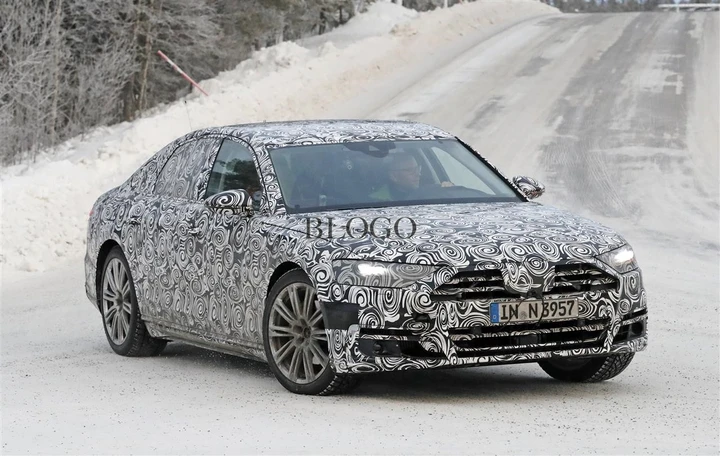 Audi A8: foto spia sulla neve