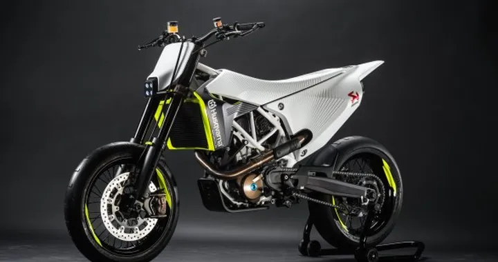 Husqvarna all'EICMA 2014 con tre nuovi modelli stradali