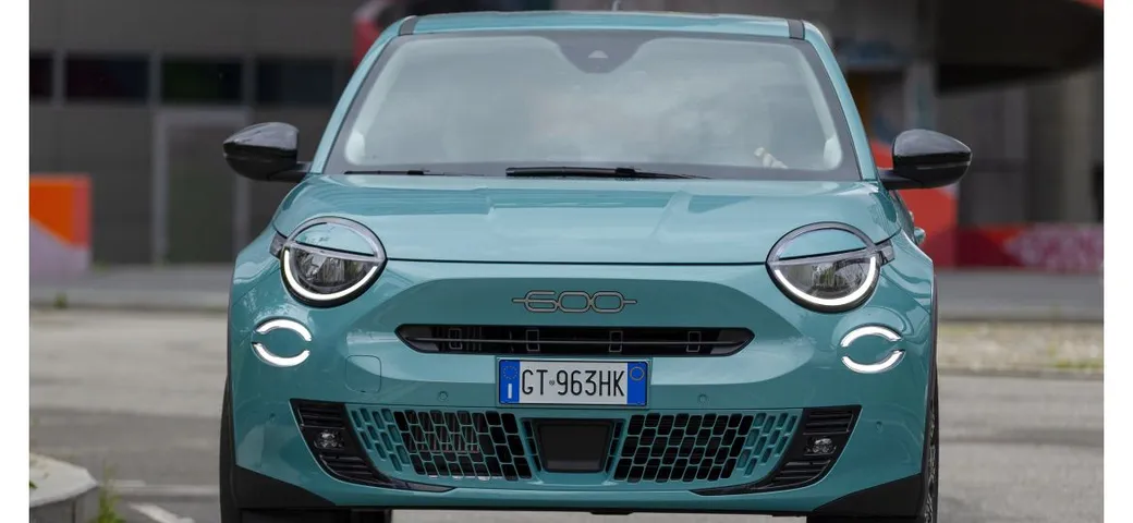 FIAT 600 Hybrid, con cambio automatico EasyDrive, consuma il 15% in meno