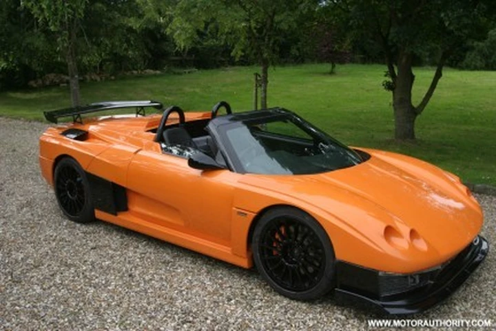 Salica Cars GT: perché scomodarsi ancora con le Noble?