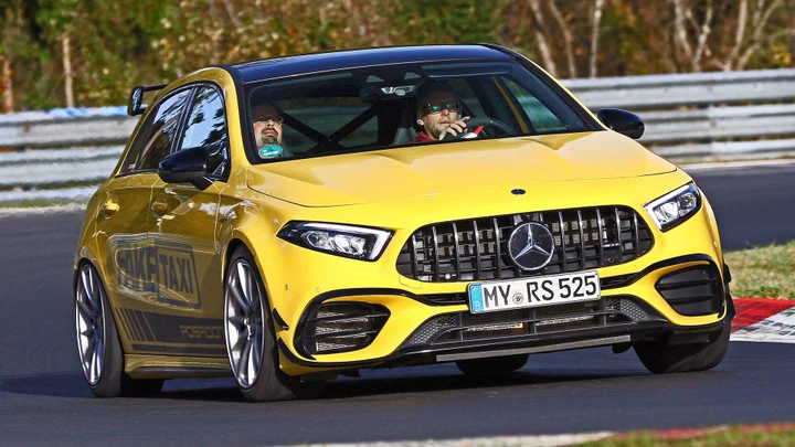 Mercedes A45 AMG by Posaidon: la hot hatch sfida il Nurburgring