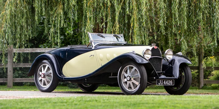 Bugatti Type 55 Supersport: capolavoro all'asta a Parigi con Bonhams