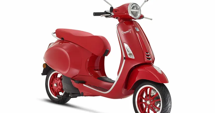 Eicma 2021, Vespa (Red): l'icona tecnologica si vesta di rosso