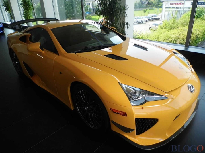 La Lexus LFA da 6.4 milioni di euro