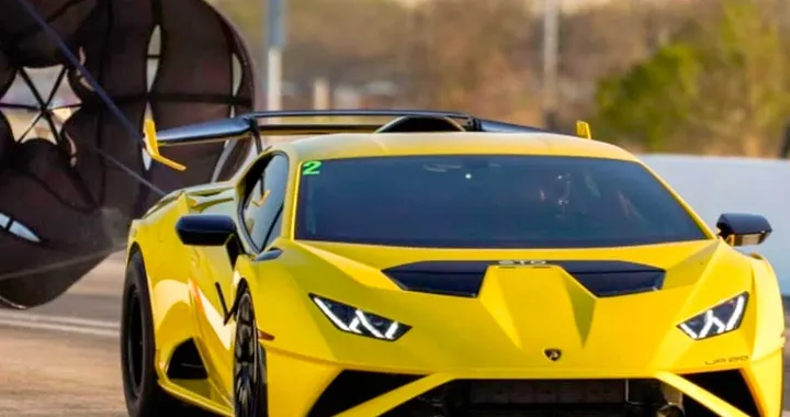 Una Lamborghini da 3500 CV che sfiora i 400 km/h: da record