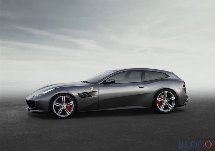 Ferrari GTC4Lusso: i video ufficiali