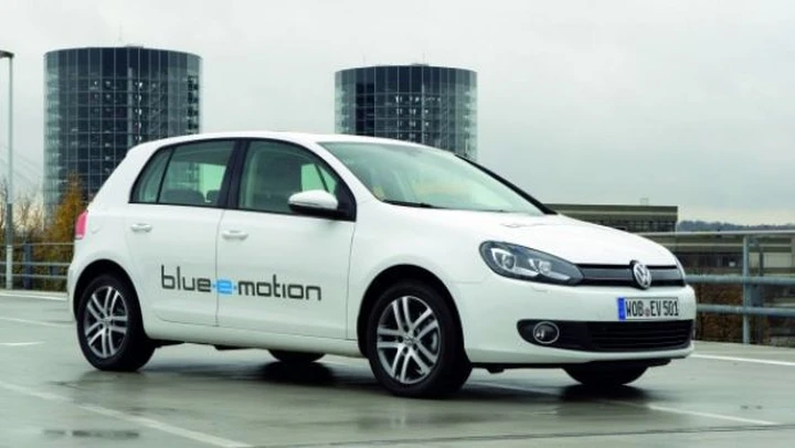 Volkswagen Golf VII: la variante elettrica debutterà nel 2013. Si chiamerà E-Golf
