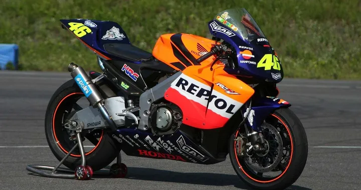 Honda: la RC211V di Rossi si "sgranchisce le gambe" a Motegi [Video]