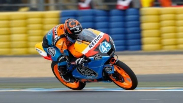 Moto3, Le Mans: Oliveira domina le fp3, ma Fenati si avvicina.