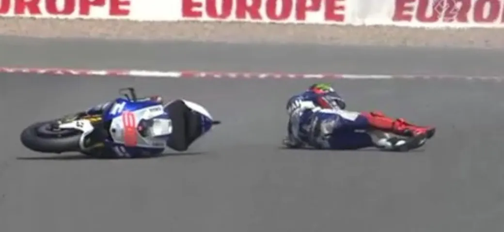 Jorge Lorenzo sotto i ferri per due ore