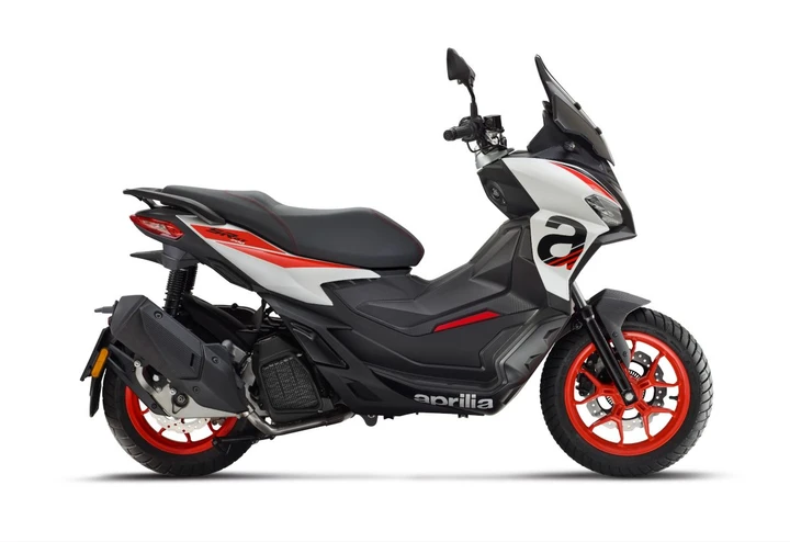 Promozione Aprilia estate 2025: maxi sconto sulla gamma SR GT