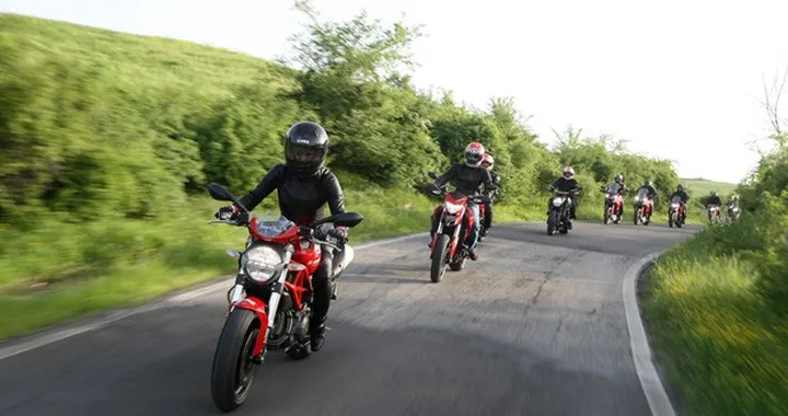Ducati Dream Tour 2014: nove week end in sella alle rosse