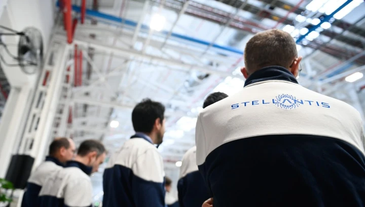 Stellantis, Cassino si ferma fino al 29 agosto: sindacati allarmati