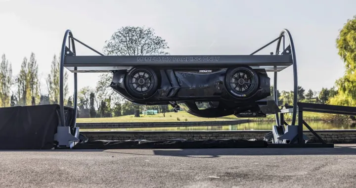 McMurtry Spirling, l'auto che "aspira" la strada sfida la fisica