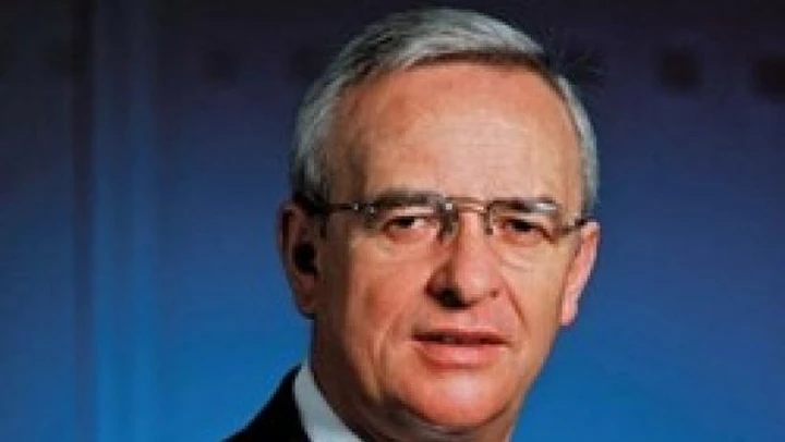 Martin Winterkorn nominato nuovo CEO Porsche, Volkswagen acquista il 42% di Porsche