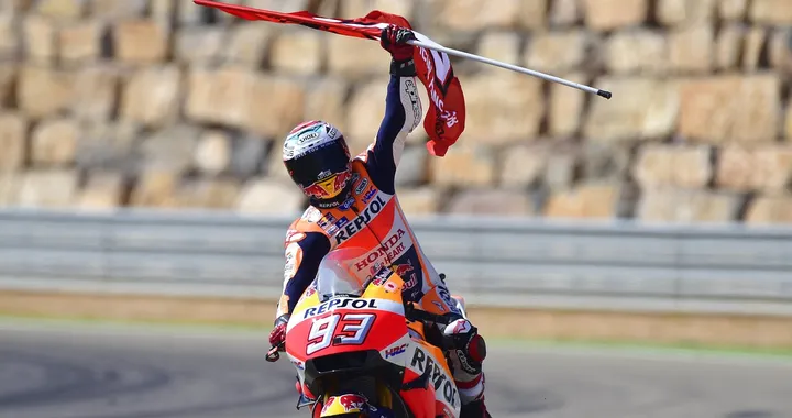 Pagelle MotoGP Aragon: Marquez “acchiappatutto”! Match Rossi-Lorenzo, una “questione d’onore”…