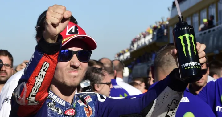 Valencia, pole Lorenzo: "Il mio miglior giro di sempre"