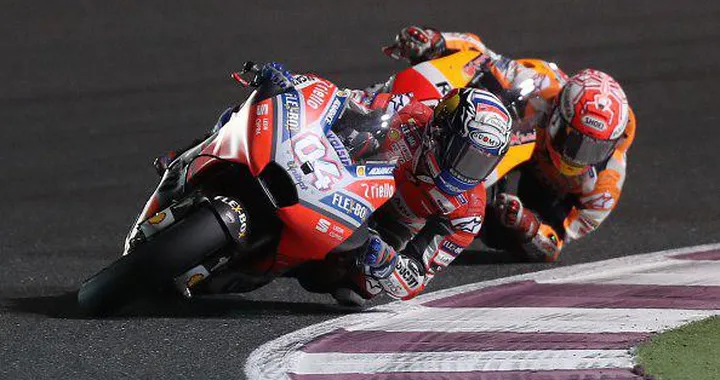 MotoGP Qatar 2018: trionfo di Dovizioso su Marquez