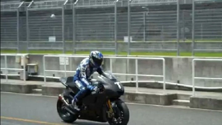 MotoGP: prima apparizione della Yamaha M1 1000cc