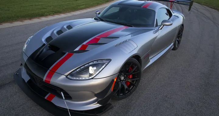 Viper: una raccolta fondi per riprendersi il record al Nurburgring