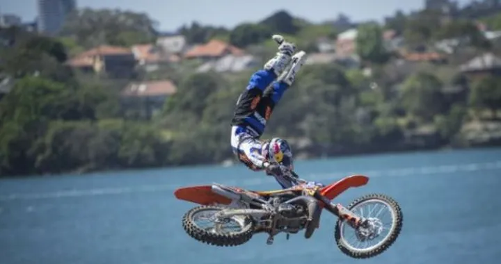 Red Bull X Fighters: domani a Sydney Sherwood e Pages in lotta per il titolo