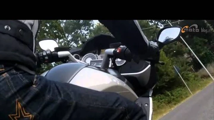 BMW K 1600 GT: il Video Test di Motoblog