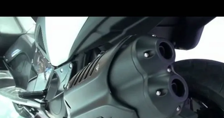 Aprilia SRV 850: Video live al Salone Eicma 2011