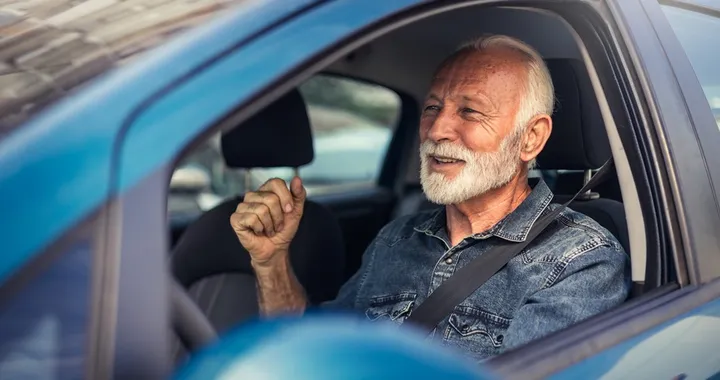 Gli over 80 alla guida in Italia sono oltre 1 milione: un Paese anziano