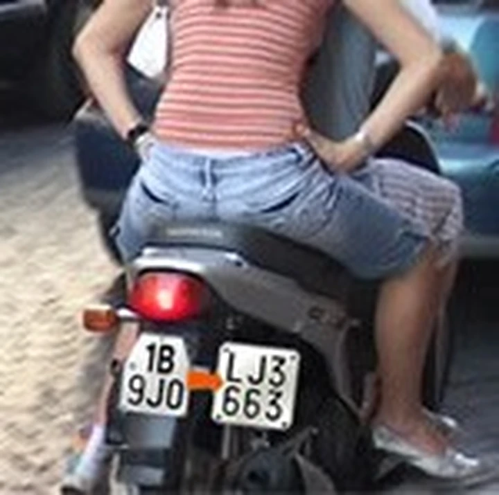 In due sul motorino a patto che...