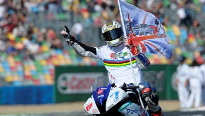 Chaz Davies ed il Team Yamaha ParkinGO Campioni del Mondo Supersport 2011