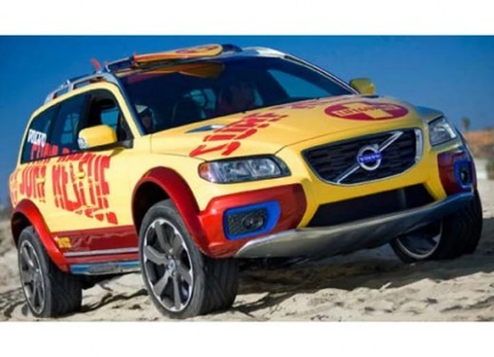 Volvo XC70 Surf Rescue Concept