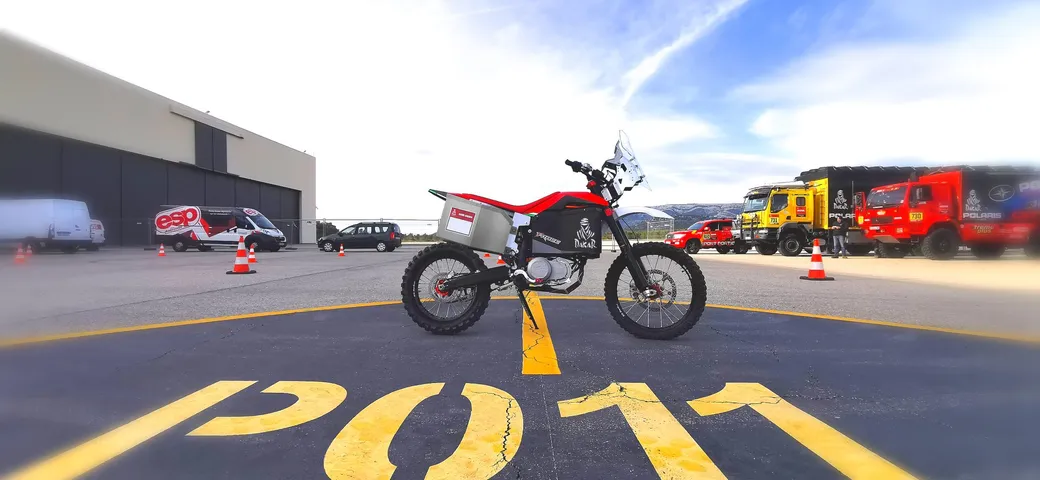La Tacita T-Race Rally sarà la prima moto elettrica alla Dakar