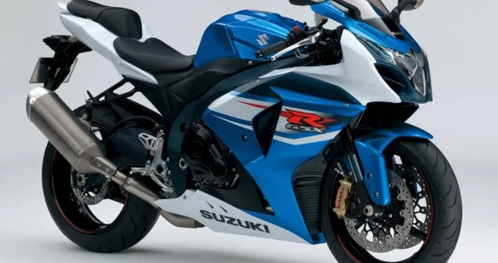Sess0 con una Suzuki