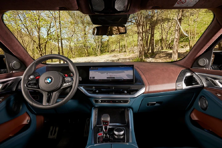 BMW XM
