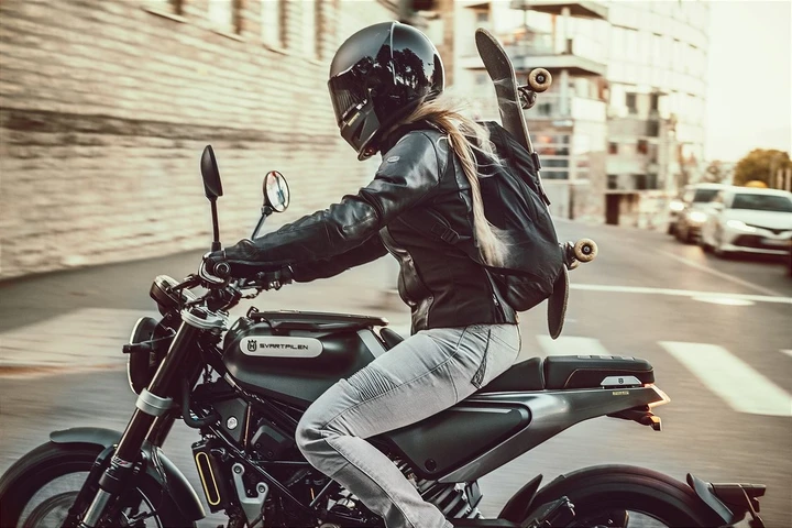 Husqvarna Svartpilen 125 in promozione “Tax Free” fino al 31/3