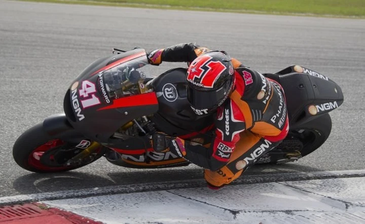 Aleix Espargarò vola a Sepang: 