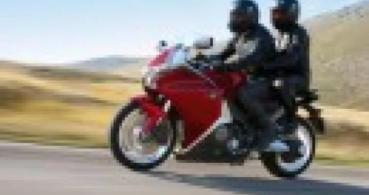 Video promo Honda VFR1200F