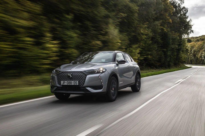 DS 3 Crossback E-Tense: prova, prezzi e novità del SUV elettrico