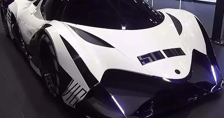 Auto da 5000 cavalli: Devel Sixteen, l'assurda hypercar in un video