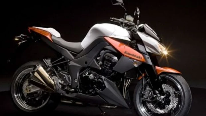 Anteprima Kawasaki Z1000 2010: nuovo motore, nuovo telaio, nuova linea