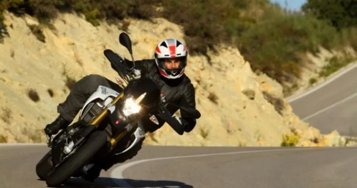 TEST Aprilia Dorsoduro 1200, prime impressioni