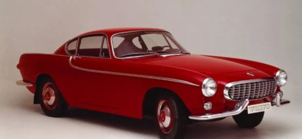 Volvo: la P1800 compie 50 anni