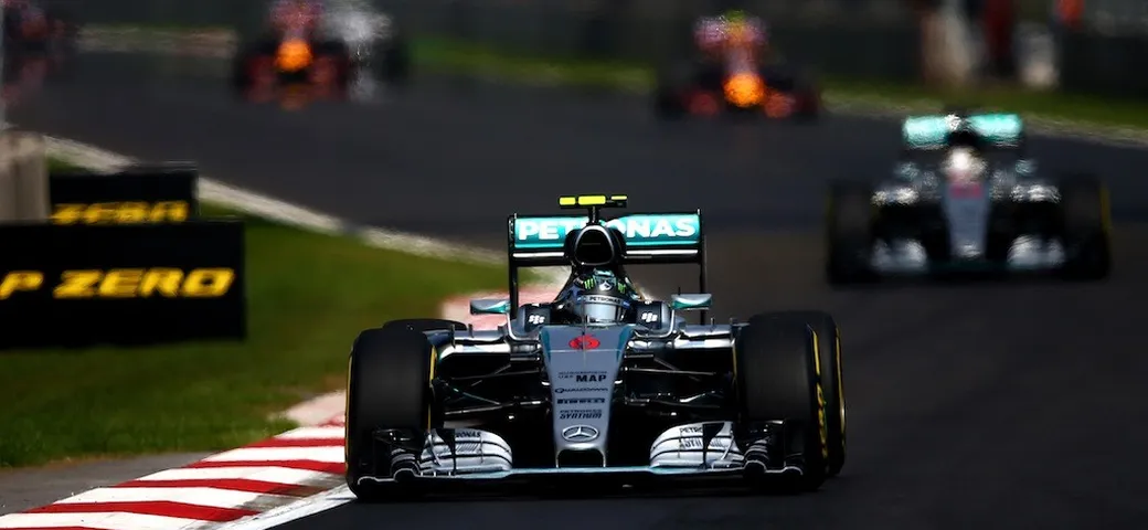 F1 GP Messico 2015: vince Rosberg davanti a Hamilton e Bottas. Disastro Ferrari