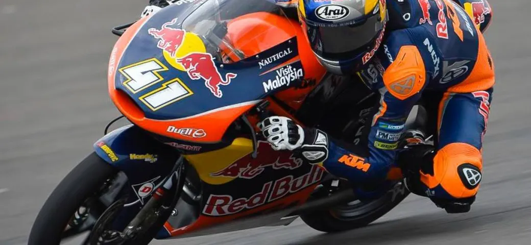 Moto3 Austria, pole per il rookie Joan Mir. Ma Binder resta il favorito. Italiani pronti per il colpaccio