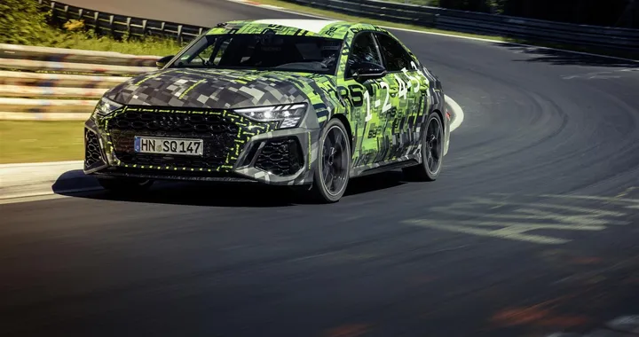 Audi RS3 2021 da record al Nurburgring in 7’40”748