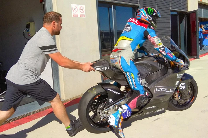 Moto2: Alex Marquez ha provato il nuovo motore Triumph
