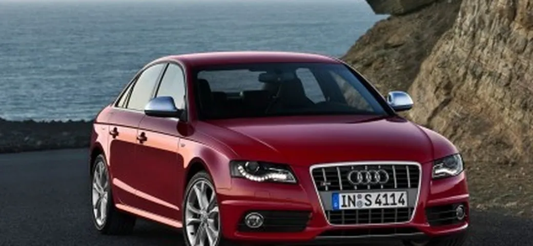 Audi A4: eletta la più bella vettura dell'anno da Auto-Bild